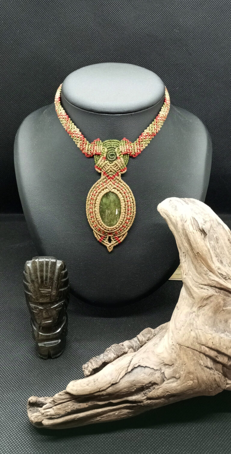Galerie Colliers Talismans - Jadéite